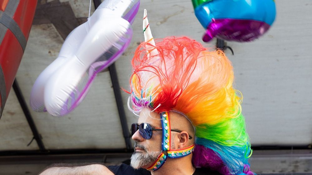 Sudents required to learn about restrooms,  attraction from 'The Gender Unicorn'