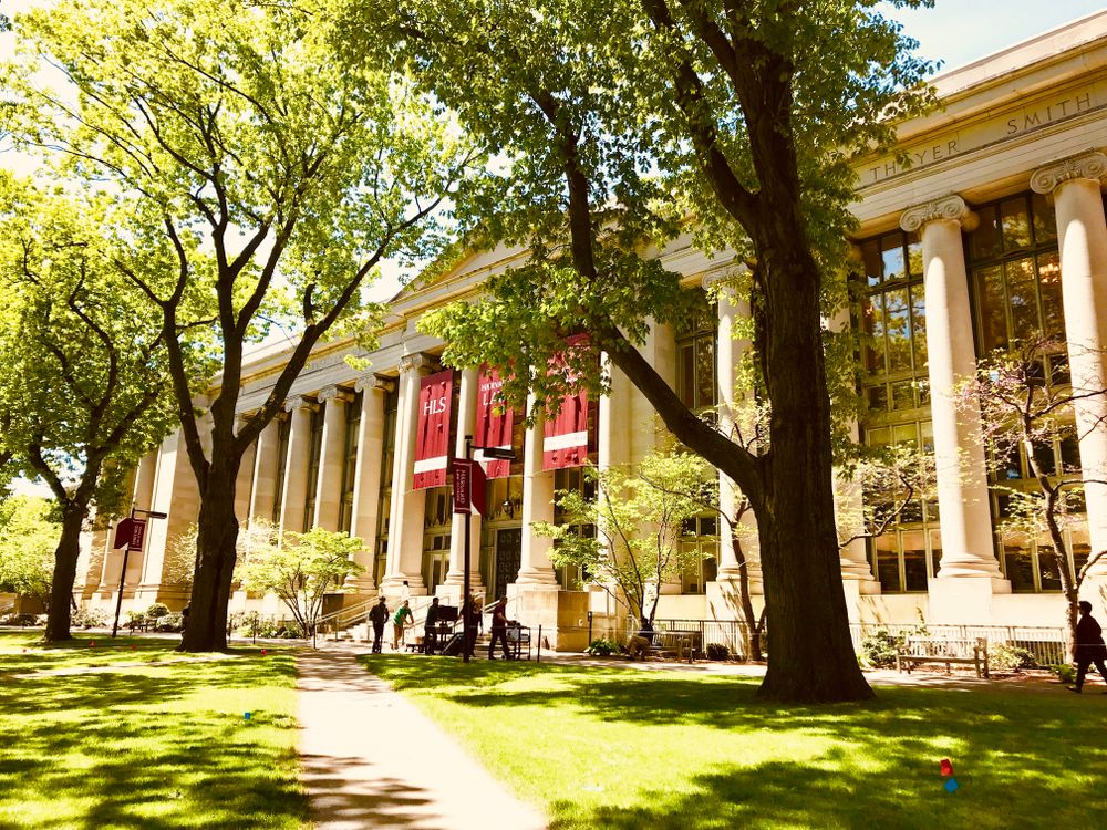 Students Create Supreme Court Reform Website - Yale Law School